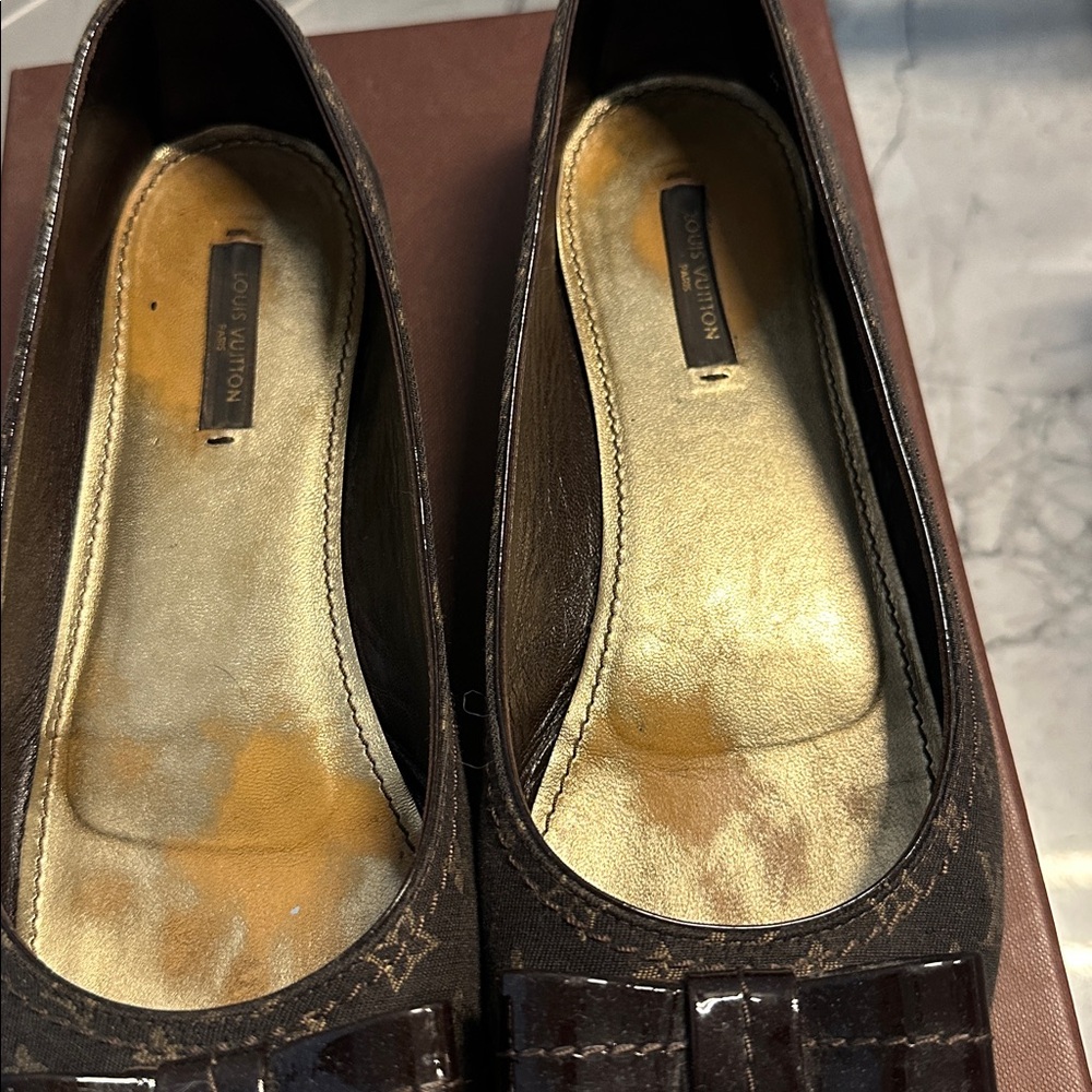 Louis Vuitton Dark Brown Monogram Bow logo Flats Shoes 39.5 or 9 - Picture 3 of 6